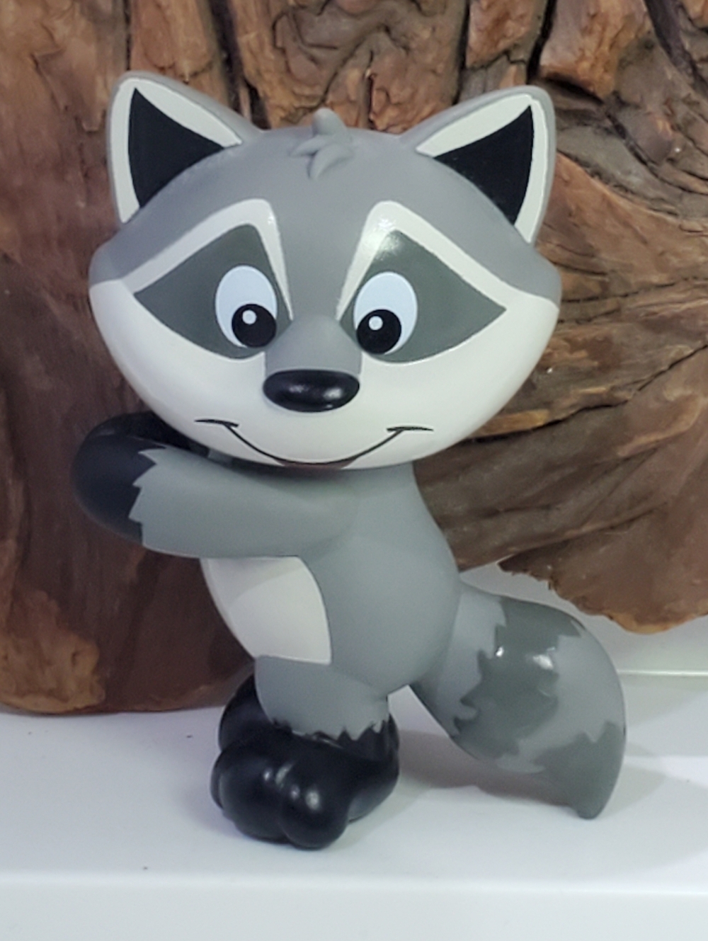 Disney Meeko Racoon Disney Park Pals Figure 2020 Squeeze Clip Pocahontas Movie